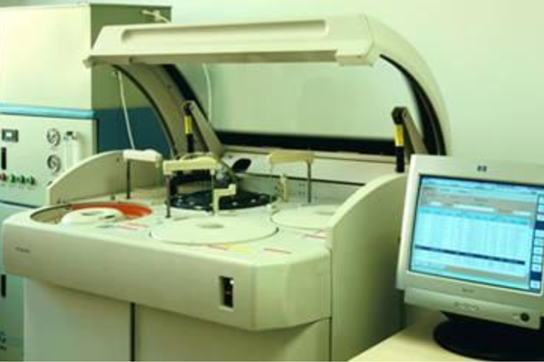 全自动生化分析仪